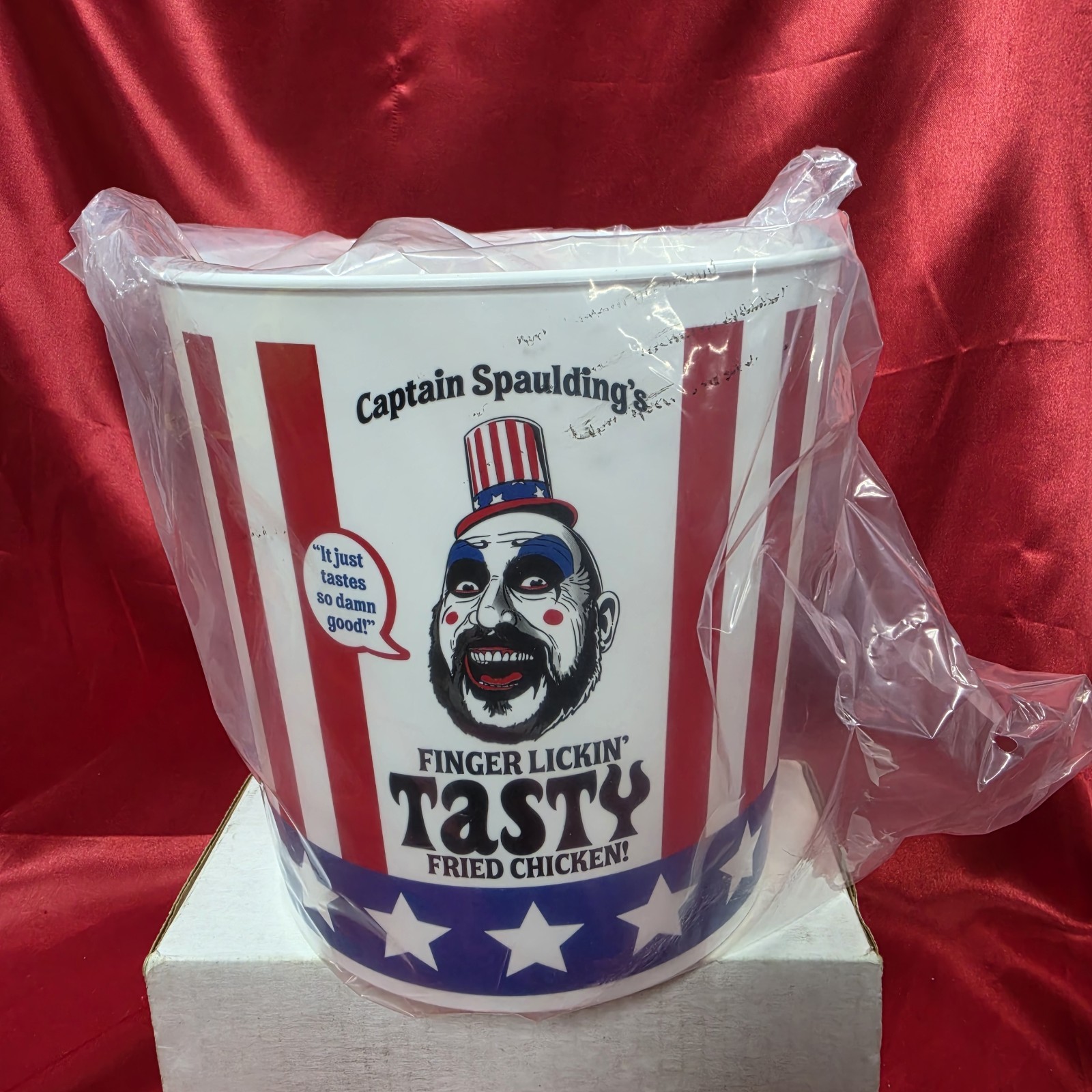 House 1000 Corpses  -Captain Spauldings - Candy Pail Chicken Bucket