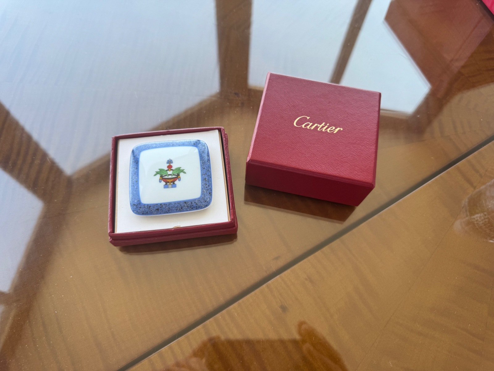 CARTIER Paris La Maison Venitienne Limoge Porcelain Square Box with lid