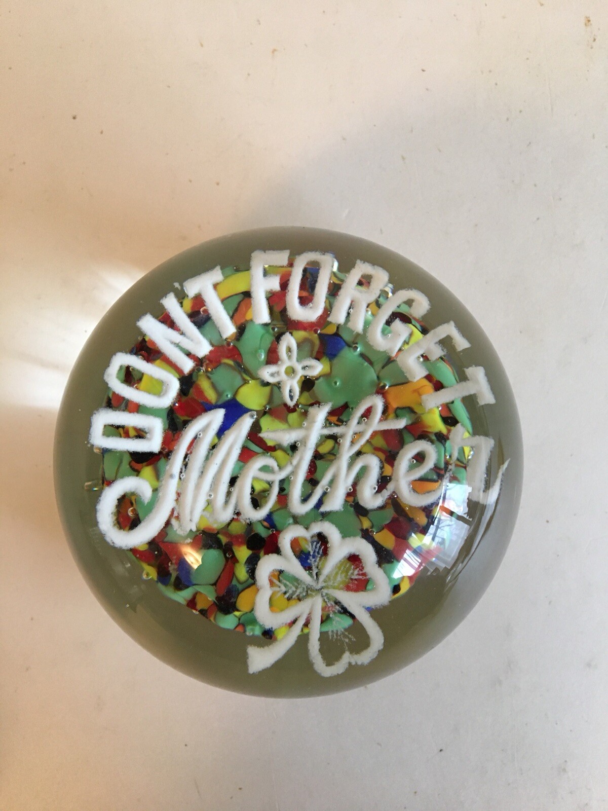 Vintage Glass Art Paperweight DON'T FORGET MOTHER with 4 Leaf Clover Vintage Glass Art Paperweight DON'T FORGET MOTHER with 4 Leaf Clover