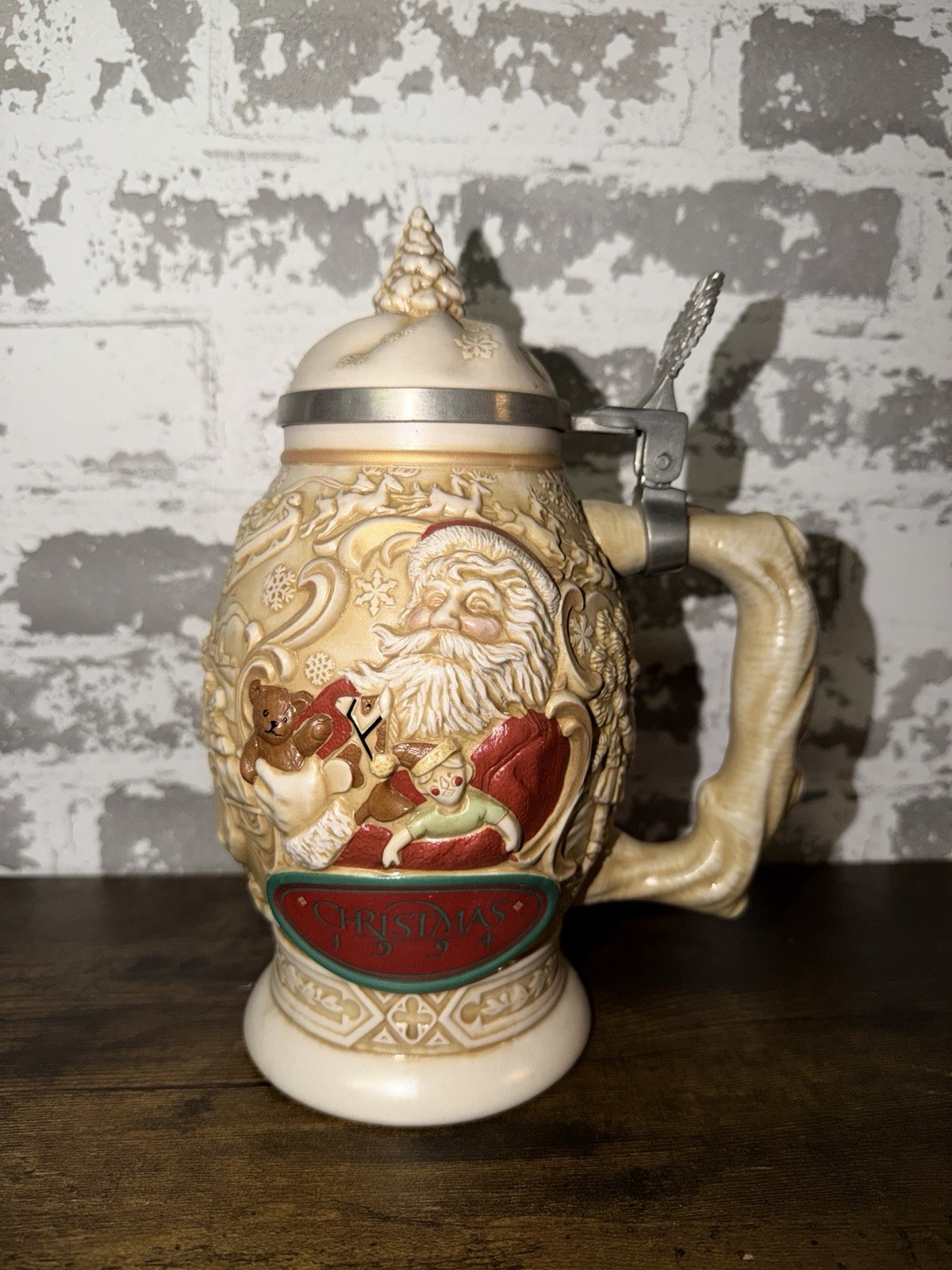 Beautiful Ornate Vintage Ceramarte AVON \