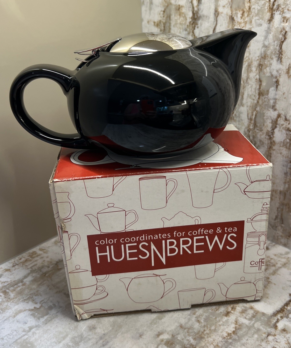 New In Box Hues N Brews Black I-POT Infuser Pot Coffee & Teapot 24 oz Porcelain New In Box Hues N Brews Black I-POT Infuser Pot Coffee & Teapot 24 oz Porcelain