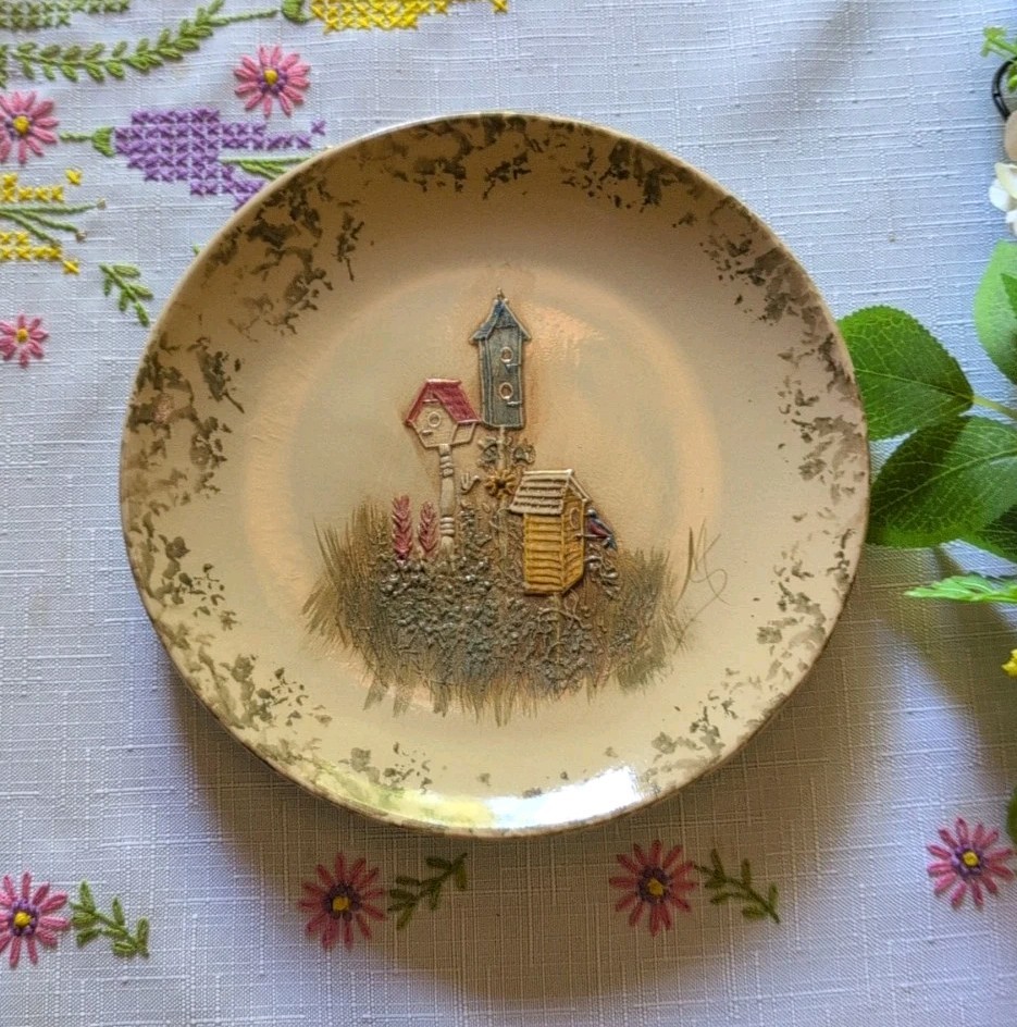 Vintage New Ulm MN Handmade Spongeware Bird House Country Garden Stoneware Plate