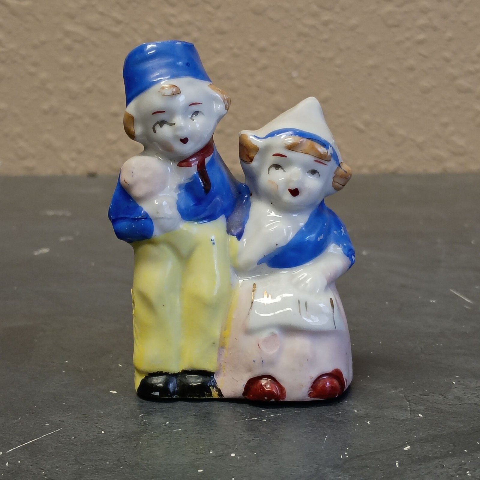 Japan Ceramic Figural Pair Two Children 3.5in Painted Home Decor Figurine