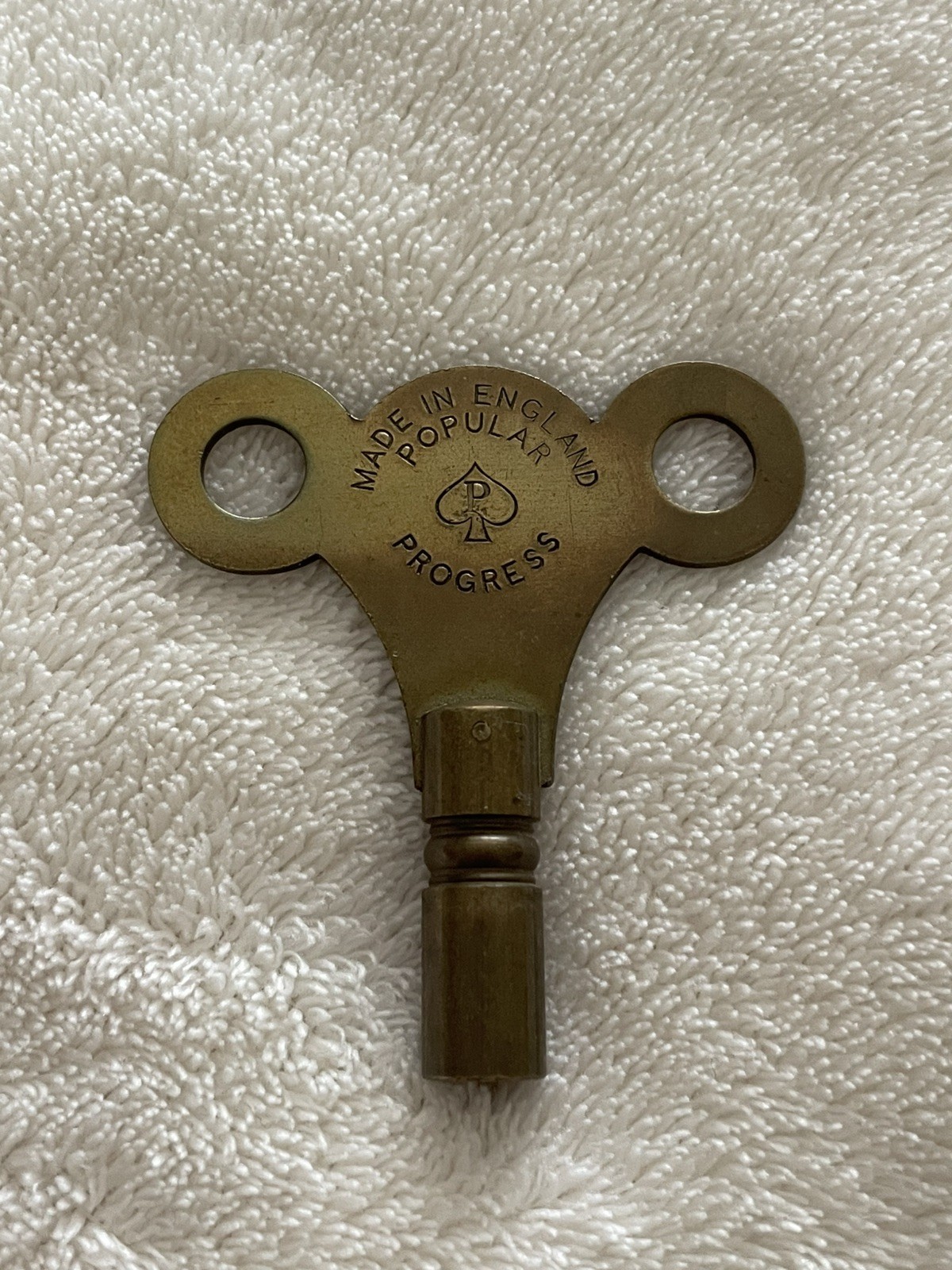 Vintage NOS Brass 14 Popular Progress Clock Key England Clockmaker Stock Rare