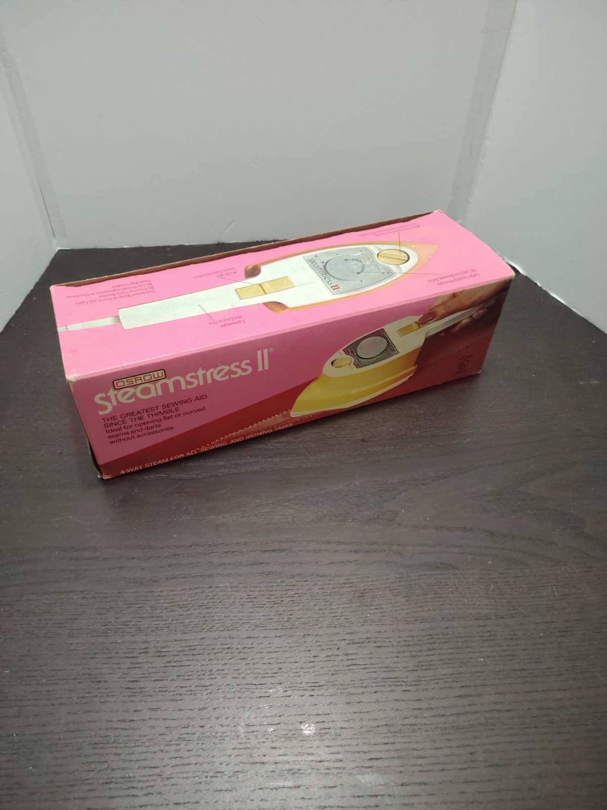 Vintage 70s Osrow Steamstress II Lightweight Steam Press Iron NIB