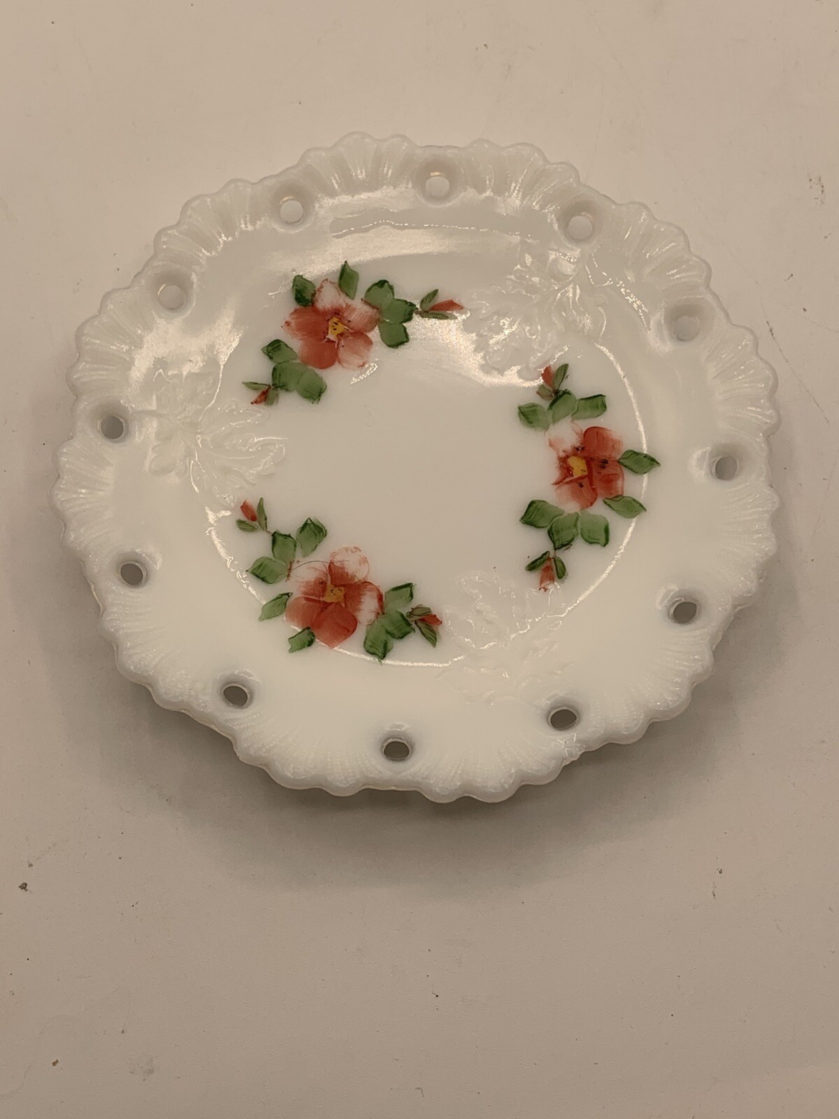 Vintage Milk Glass Hand Painted Flowers Emossed Leaf Reticulated Edge Plate 6\