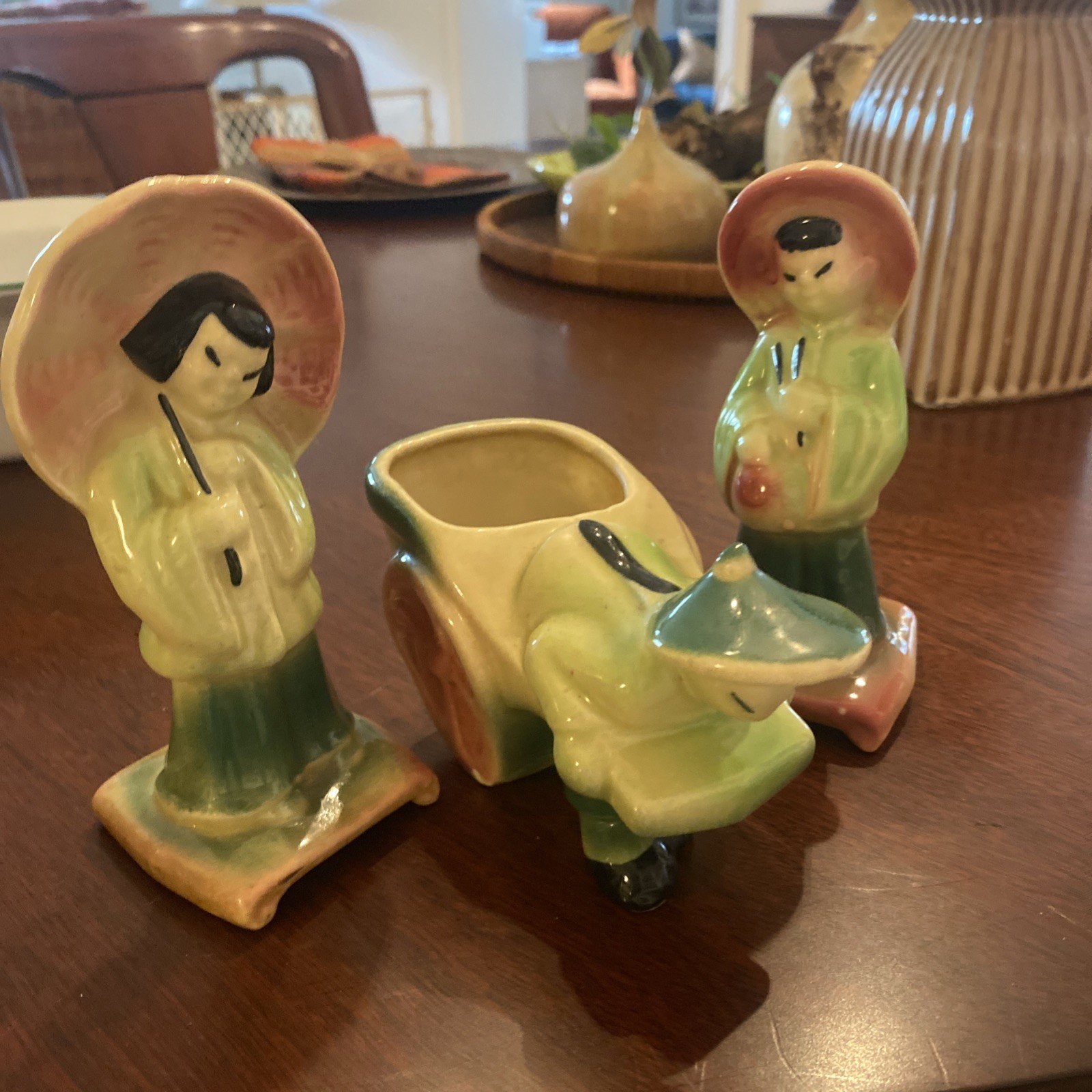 VTG Shawnee Oriental Planter And Figurines