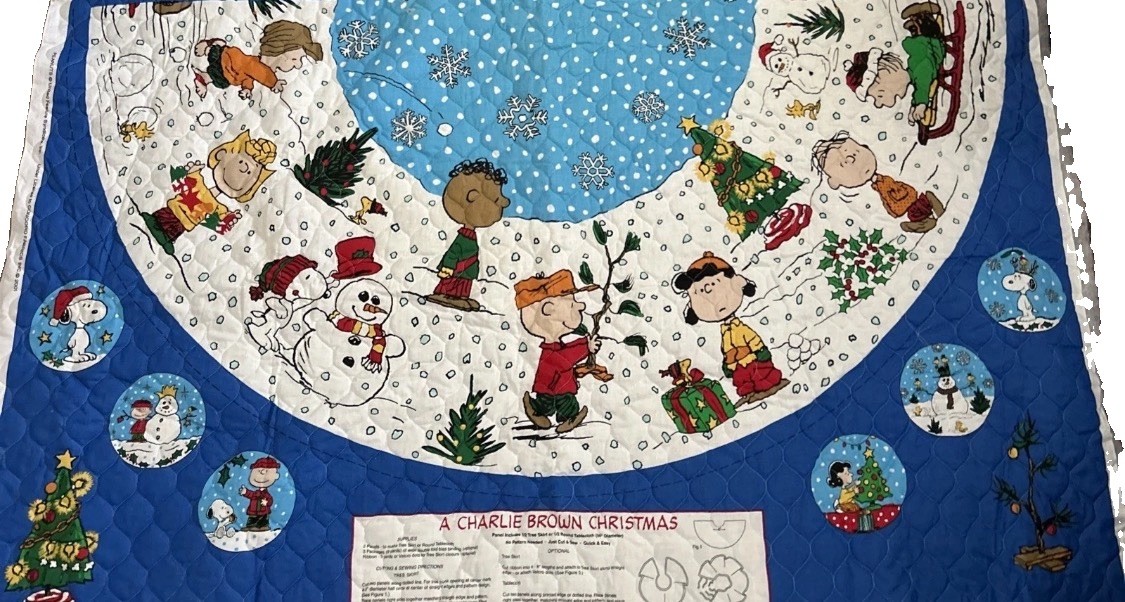 VTG PEANUTS DIY Christmas Tree Skirt CHARLIE BROWN 1 Fabric Panel Blue