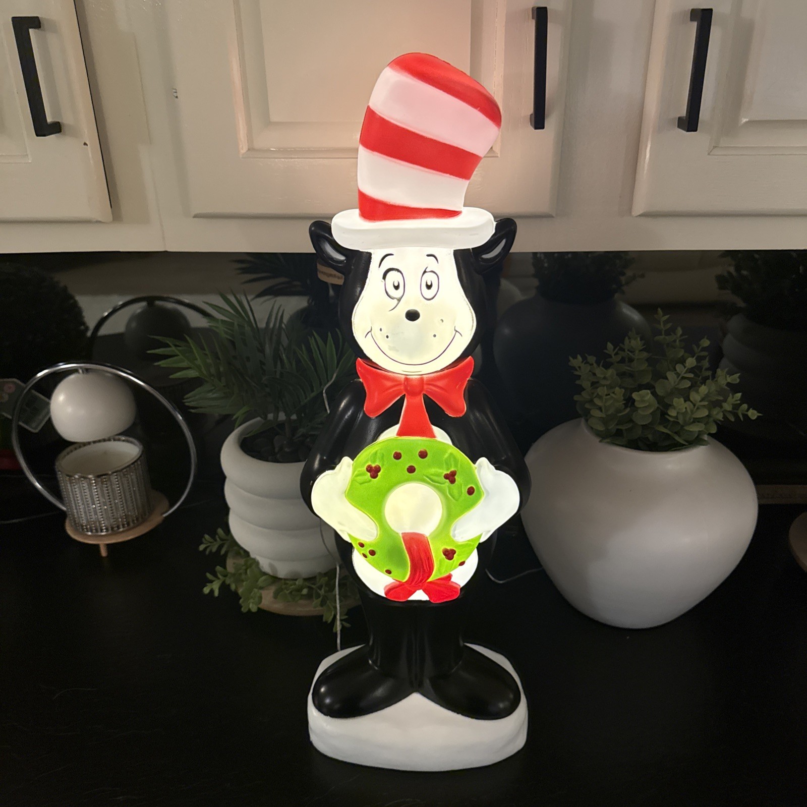Dr Seuss The Cat In The Hat Christmas Blow Mold Light Up Holiday Decor Gemmy