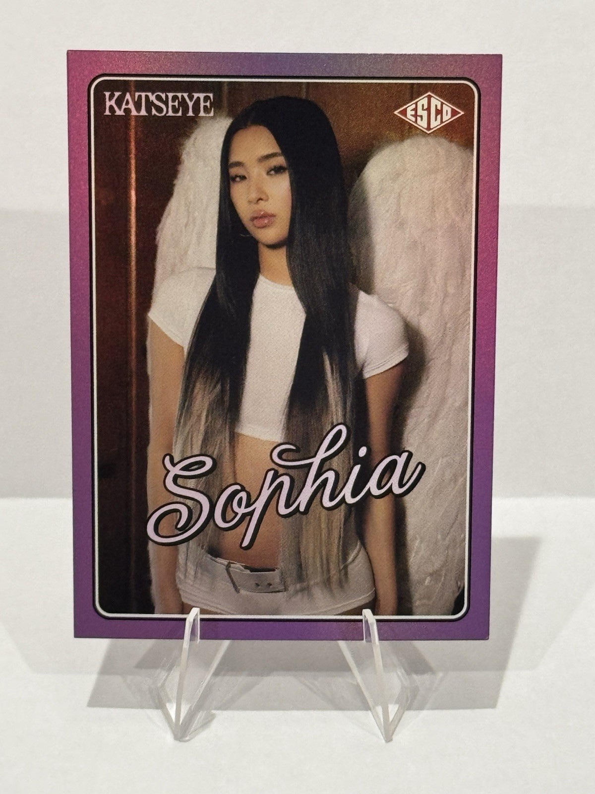 KATSEYE #17 Sophia /30 Pink