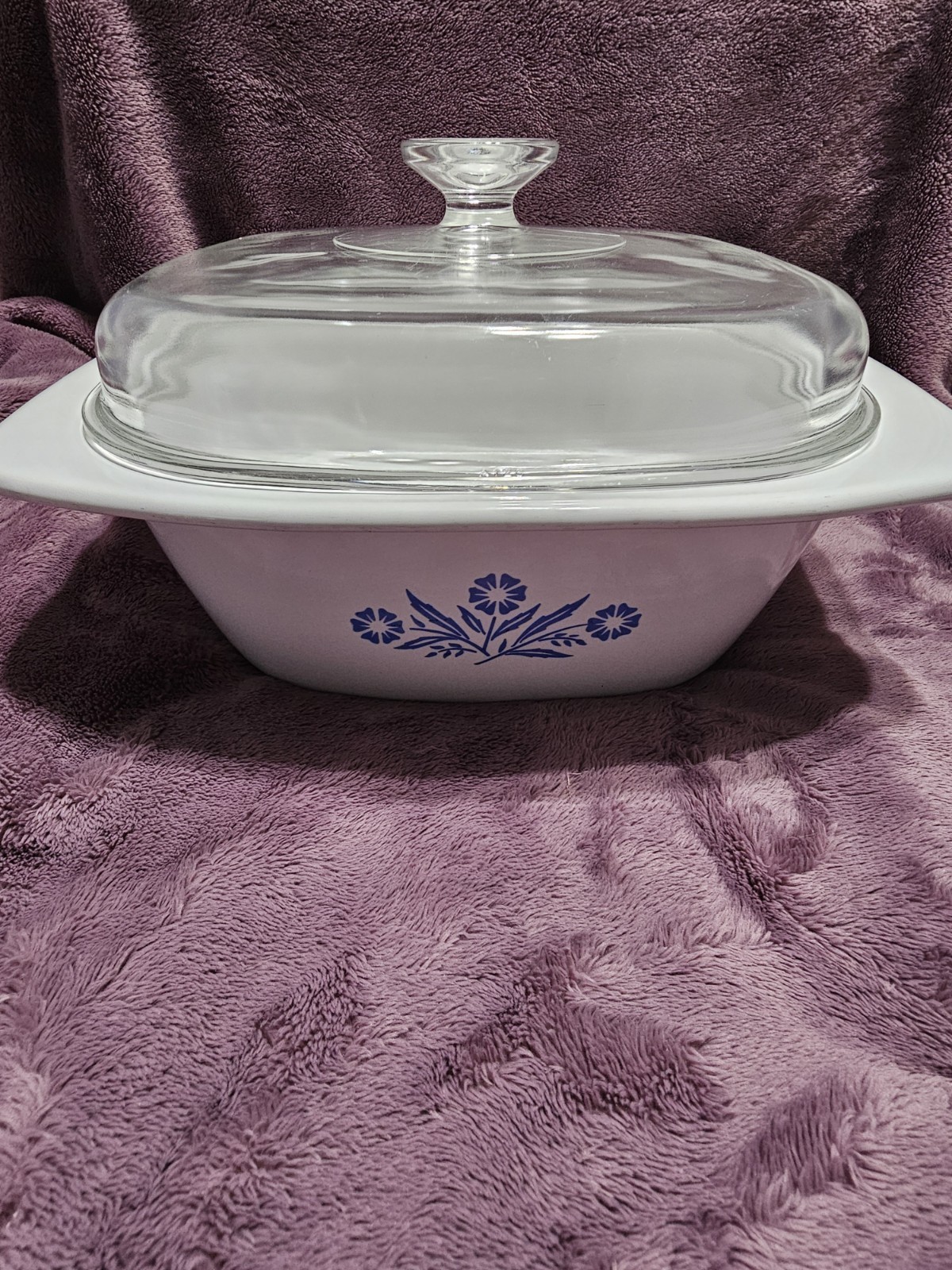 Vintage Corning ware Large Blue Cornflower Dutch Oven w/lid