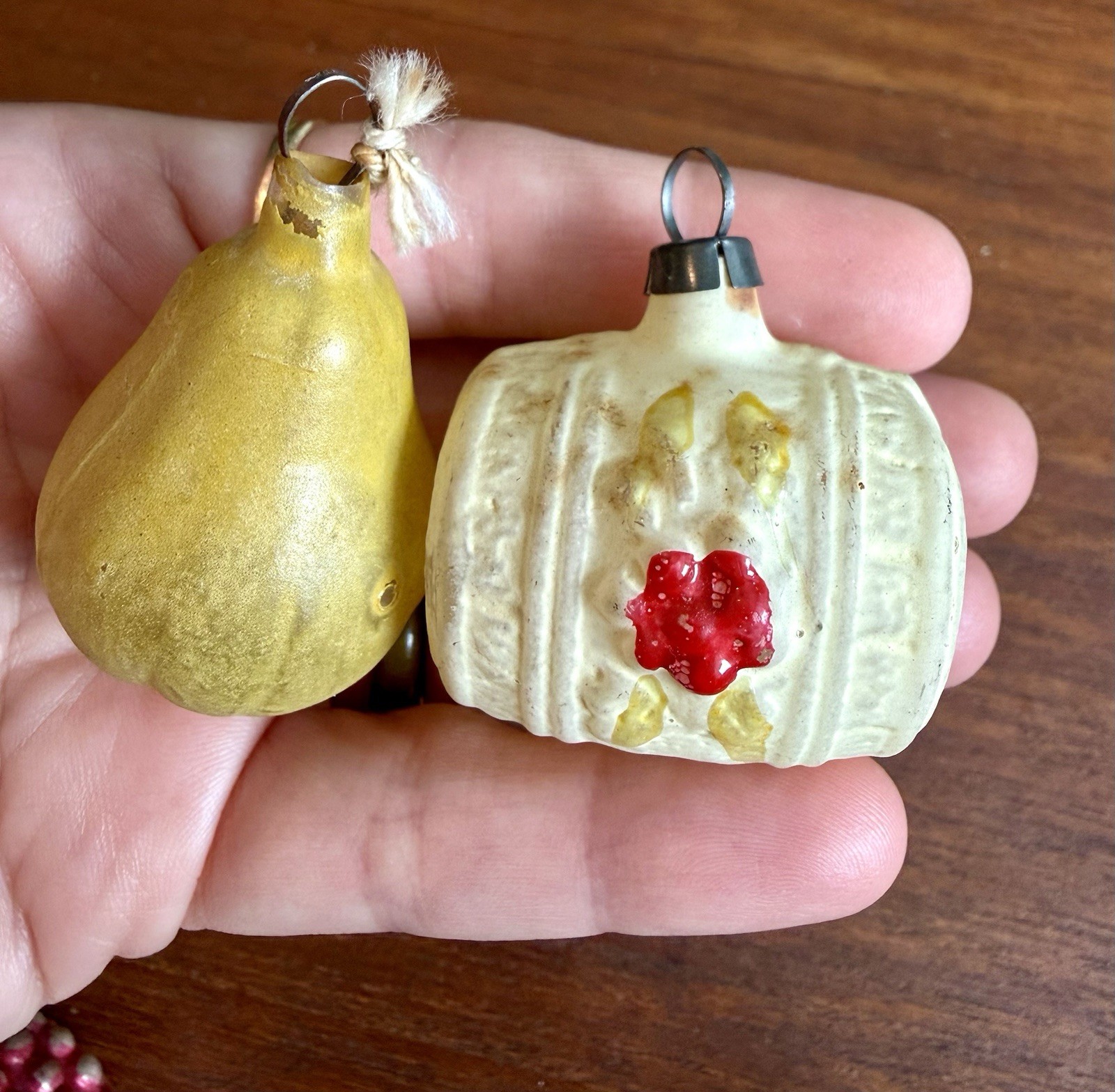 Two Antique Glass Feather Tree Christmas Ornament 1930s pear barrel Germany? Two Antique Glass Feather Tree Christmas Ornament 1930s pear barrel Germany?