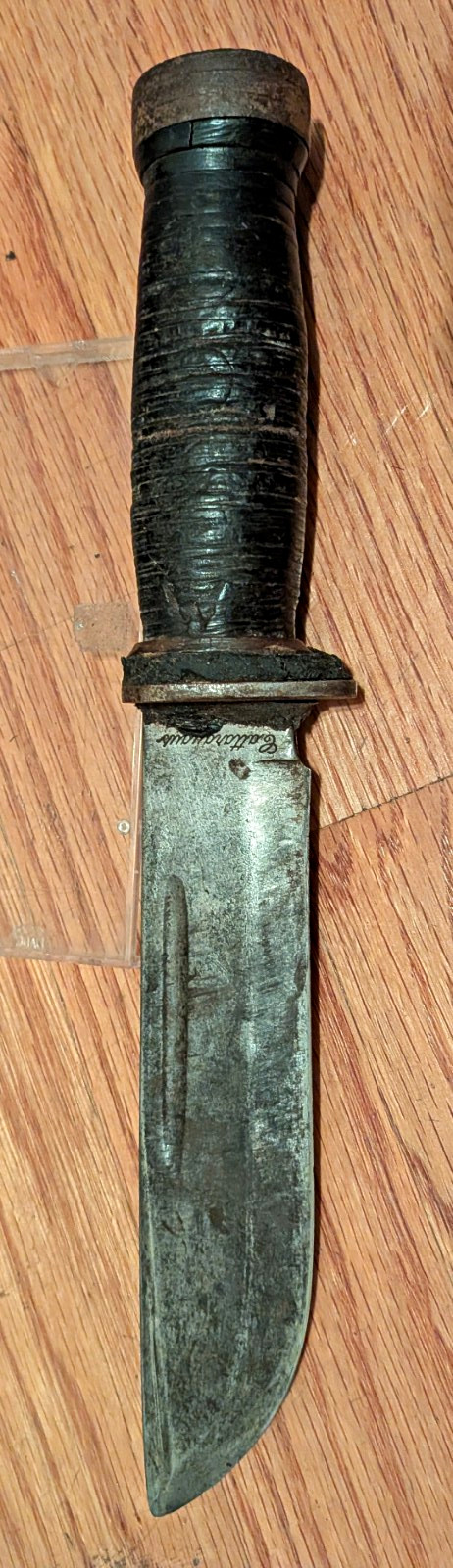 Vintage Military WWll Cattaraugus 225Q Fighting Knife with Sheath Quarterclip