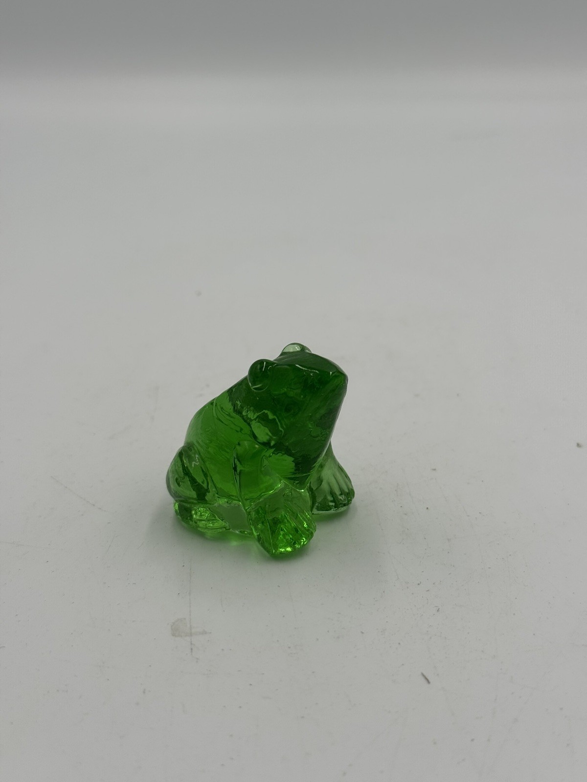 Vtg Ganz Green Pressed Glass 2 in. Frog Froggy Figurine