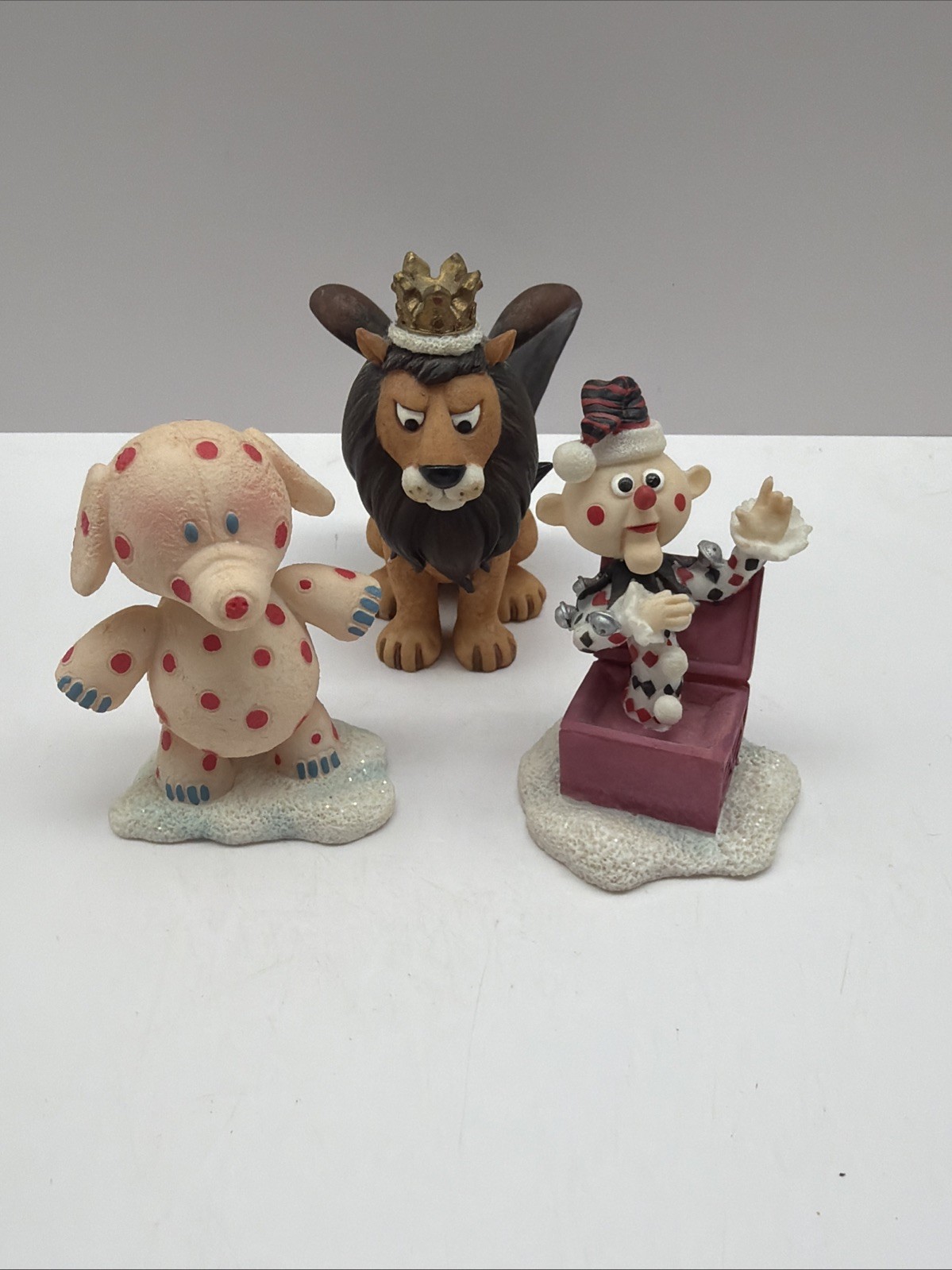 3 Enesco Rudolph & Island of Misfit Toys Charli & Spotted Elephant\ 3 Enesco Rudolph & Island of Misfit Toys Charli & Spotted Elephant\
