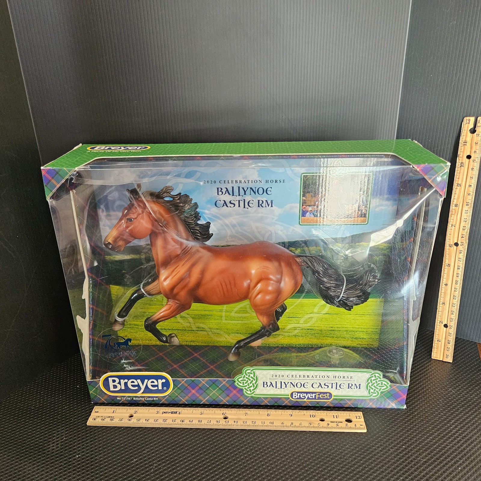 #2Breyer BALLYNOE CASTLE RM Horse 70th Anniversary 2020 Celebration Package Wear