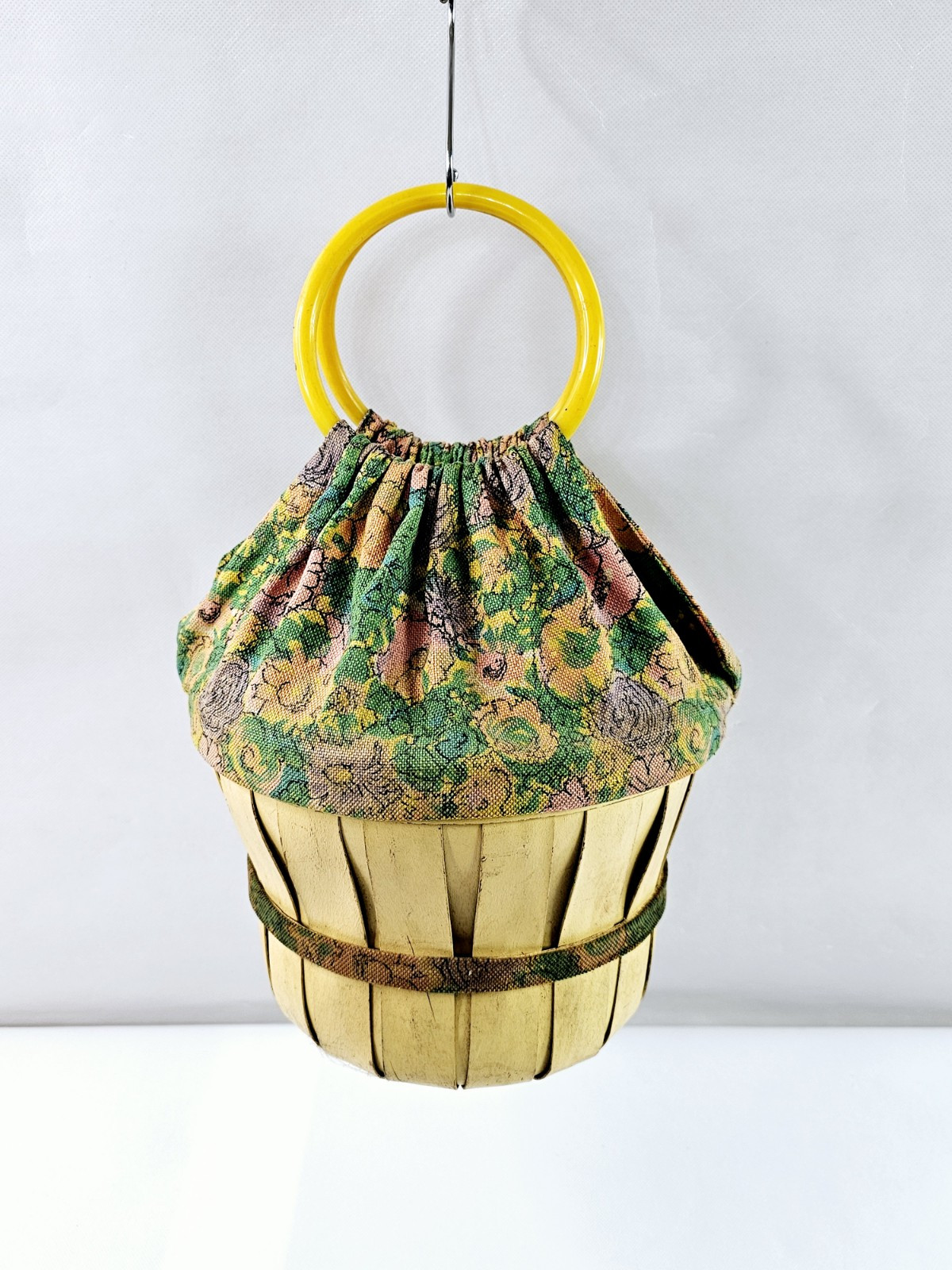 East Texas Handbag Co Bushel Basket Fabric Floral Cover Yellow Plastic Handle 