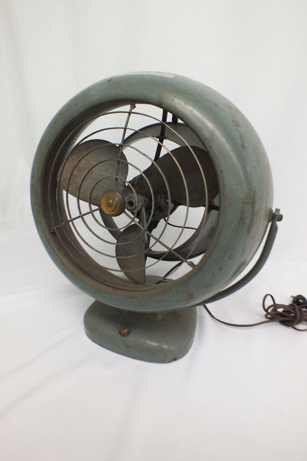 Vintage Vornado Fan B28C1-1 Modern Industrial Design Fan Honest Original Vintage Vornado Fan B28C1-1 Modern Industrial Design Fan Honest Original
