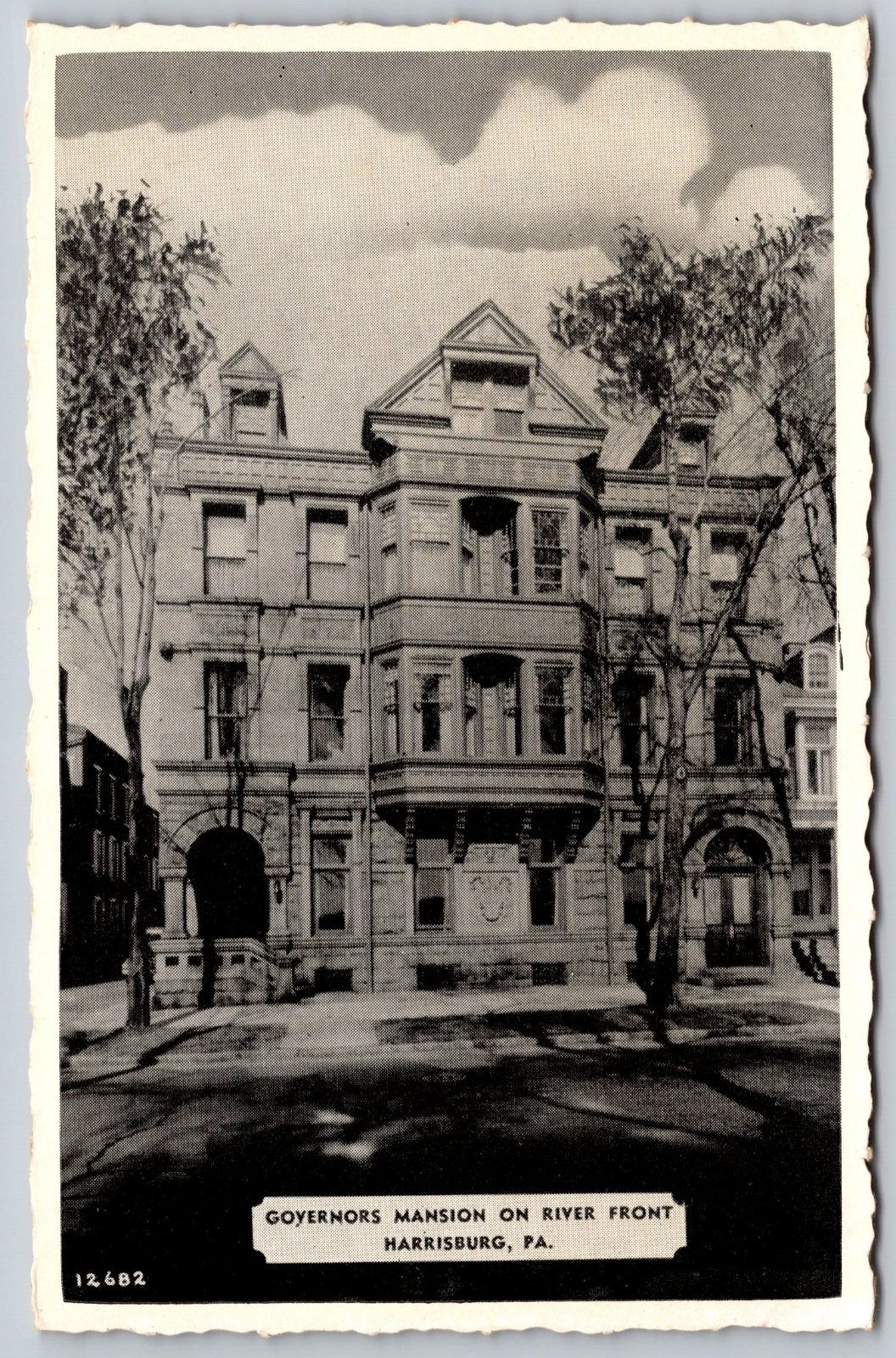 Governors Mansion River Front Harrisburg Pennsylvania Postcard PC280