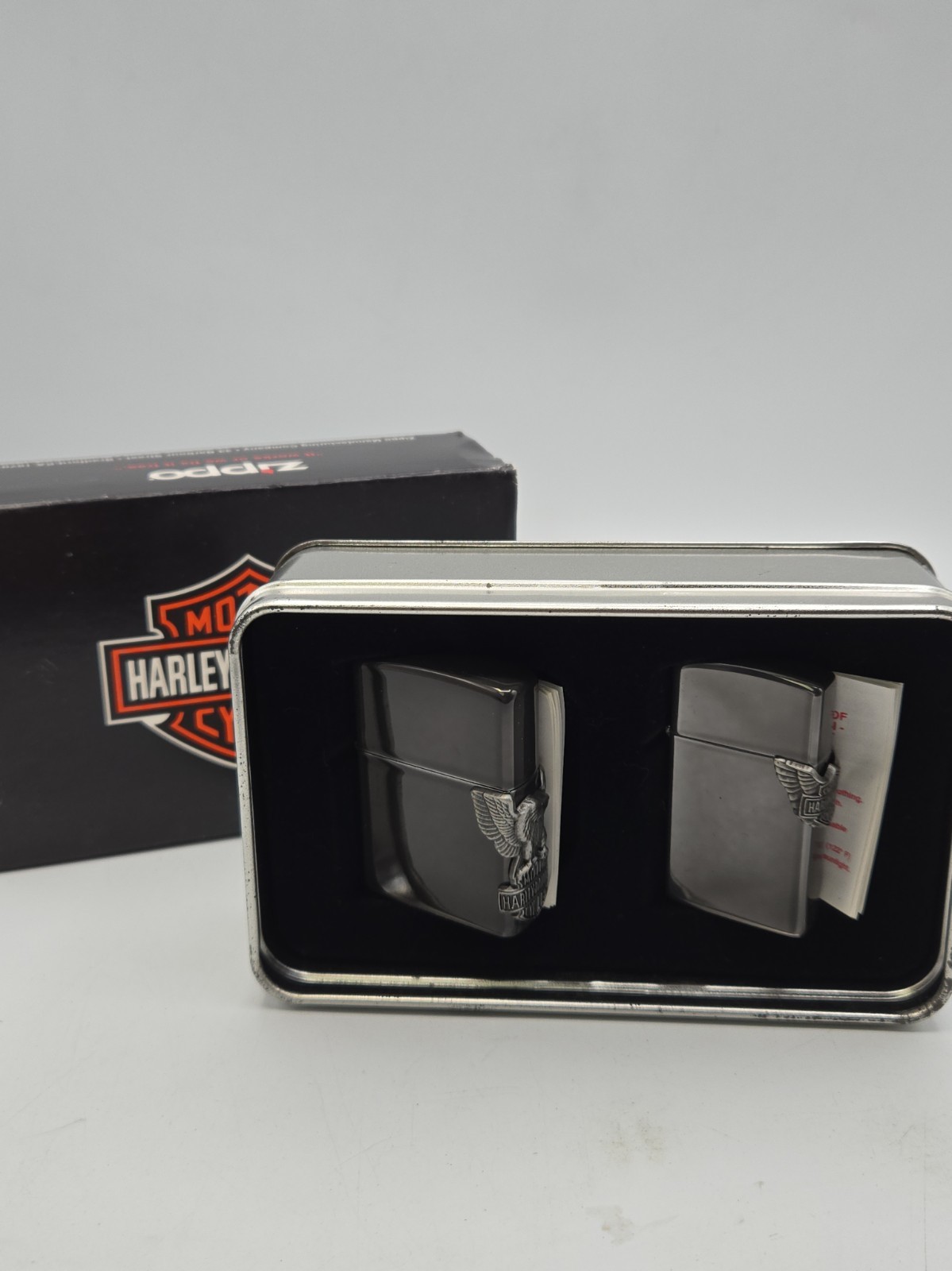 Rare Vintage 1997 Harley Davidson Logo Side Emblem Gift Set Zippo Lighter NEW 