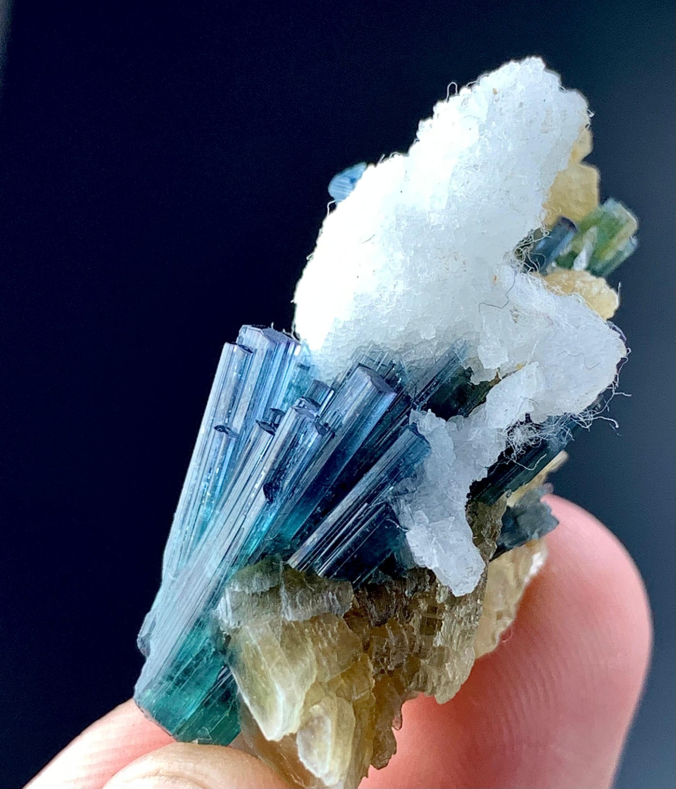 72 Carat Indicolite Tourmaline Crystal  Specimen From Afghanistan