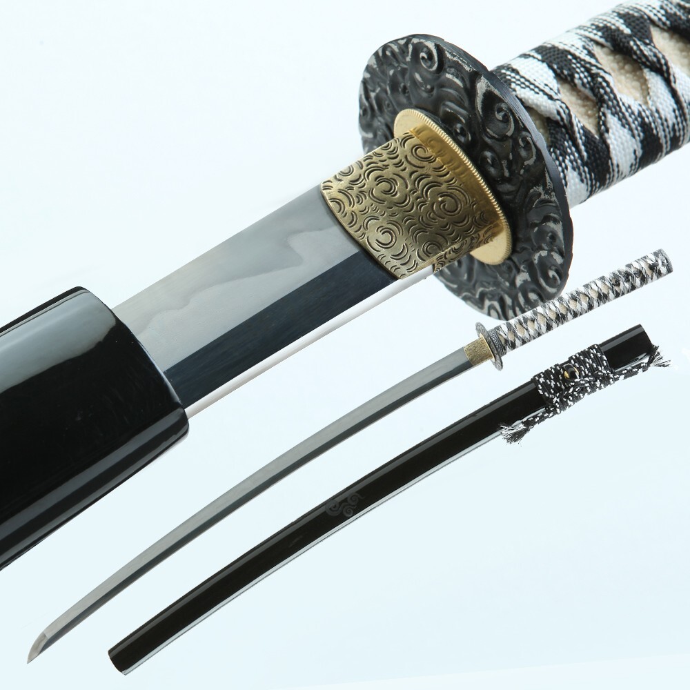 Handmade Japanese Katana Clay Tempered T10 Steel  Hamon Sharp White edge Swords