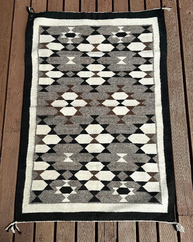 Navajo Natural Wool Tone Rug - Night Sky Star Motif ca 1950-1960  47