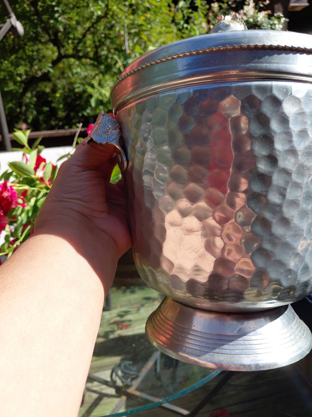 VTG Art Deco Hammered Aluminum Ice Bucket W/ Floral Shape Handles & Lid Top VTG Art Deco Hammered Aluminum Ice Bucket W/ Floral Shape Handles & Lid Top