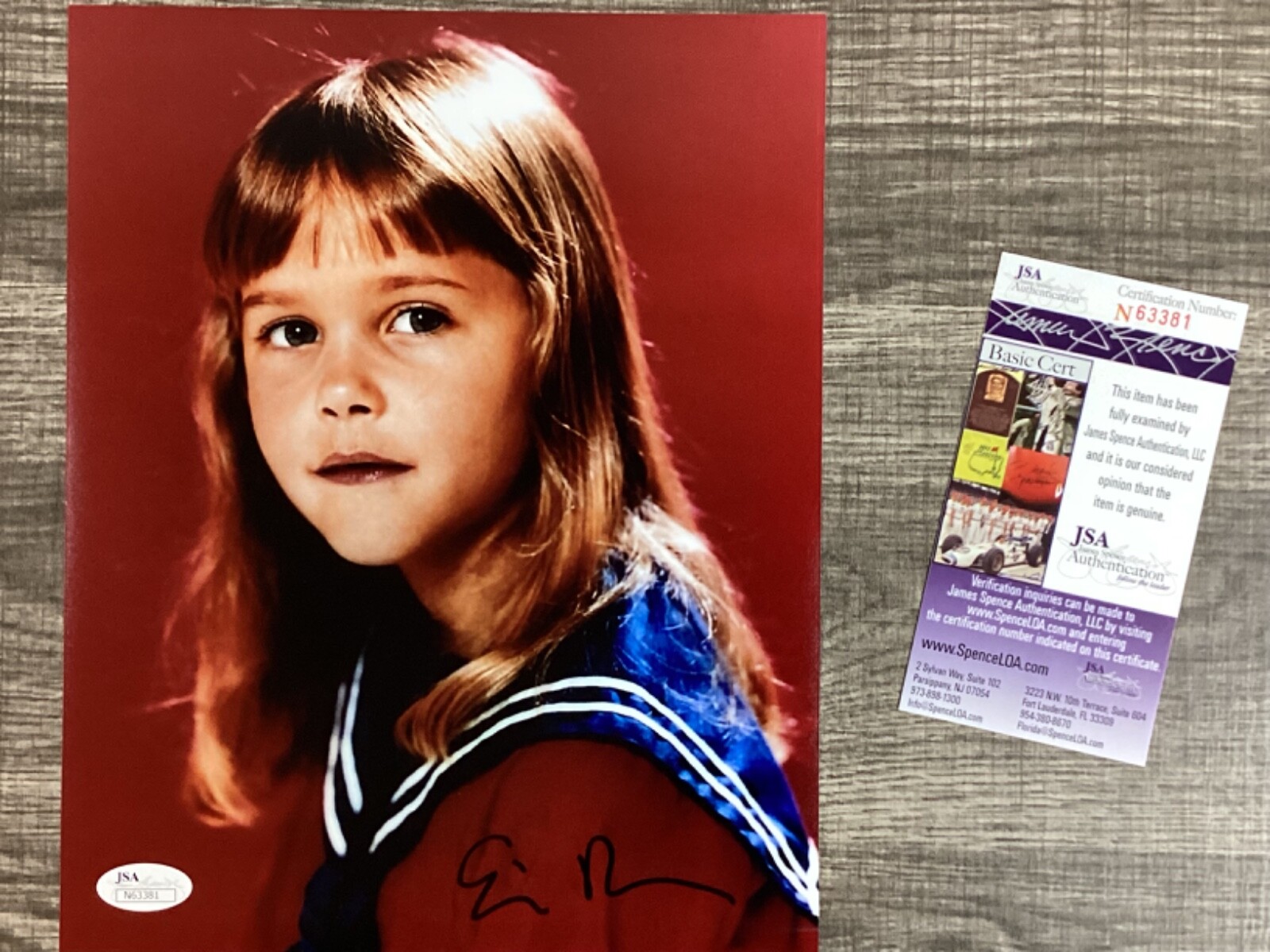 (SSG) ERIN MURPHY Signed 8X10 Color Photo \