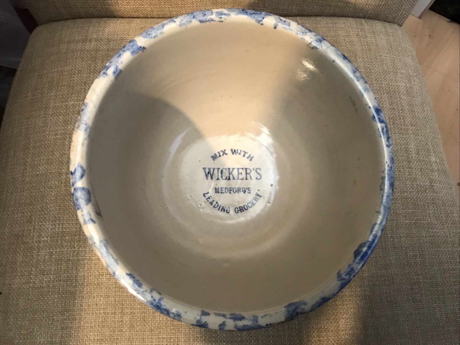 Antique Stoneware Spongeware Panel Bowl Advertising Wicker’s Medford Red Wing