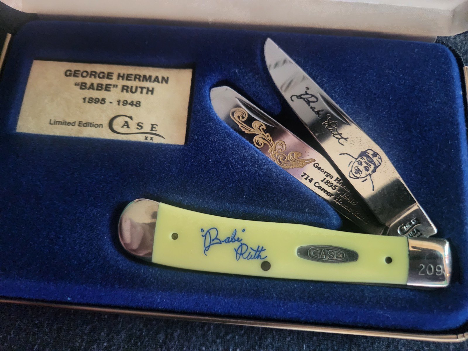 Vtg. Case XX Collector Series Lmt. Ed. 6254 Bone Trapper-Babe Ruth In Case