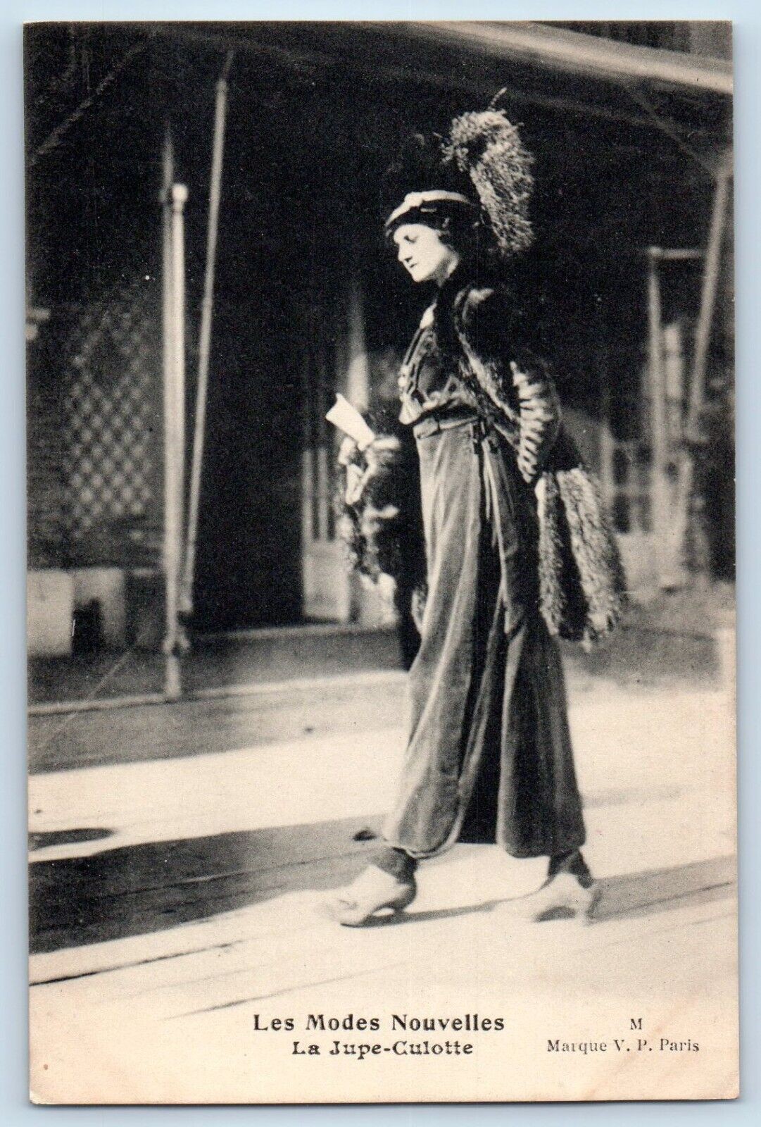 Pretty Girl Postcard With Hat Walking Les Modes Nouvelles c1910\'s  Antique