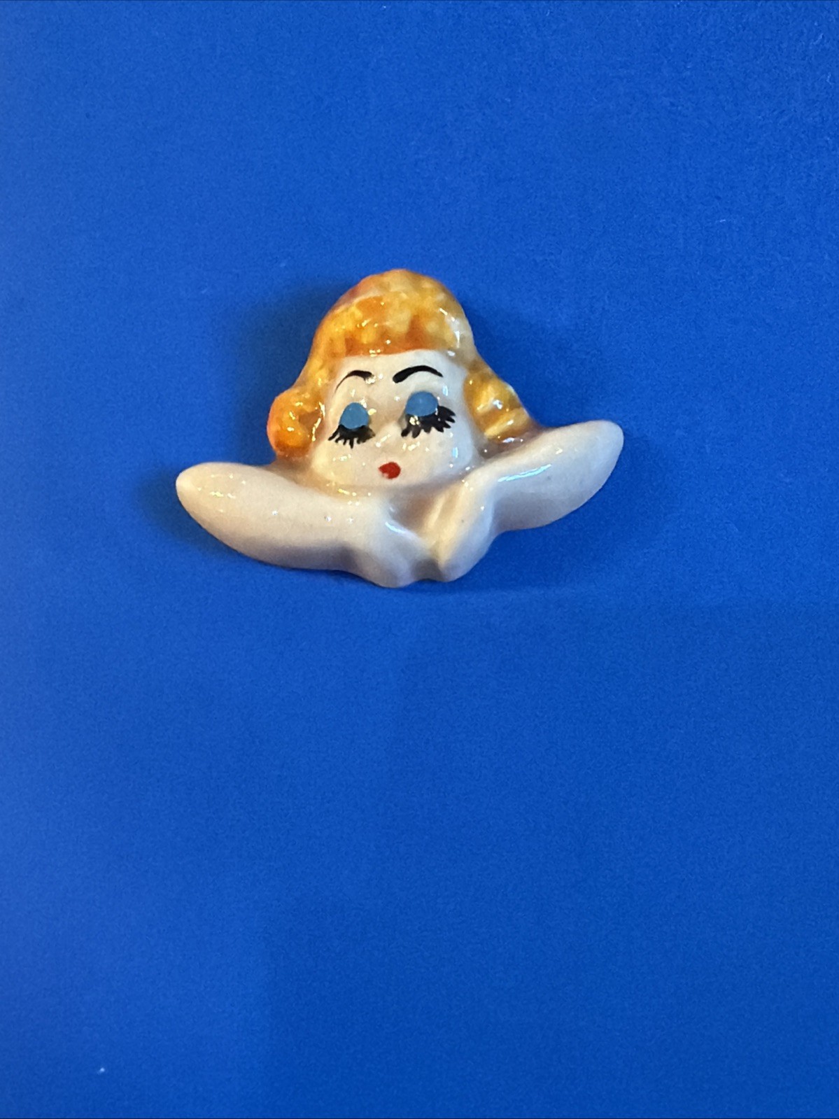 Vtg Miniature Chalkware Women’s Head Appropriately Crazed Missing Pin Halo Wings