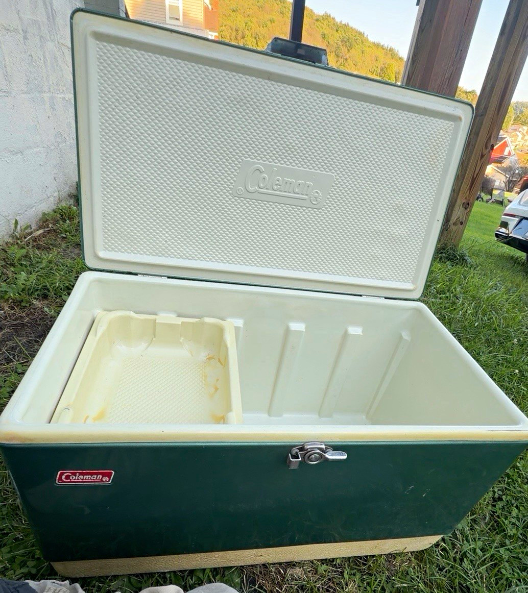 1970s Coleman Steel Belted Cooler Vintage Green/Beige w/ Drain/tray RARE