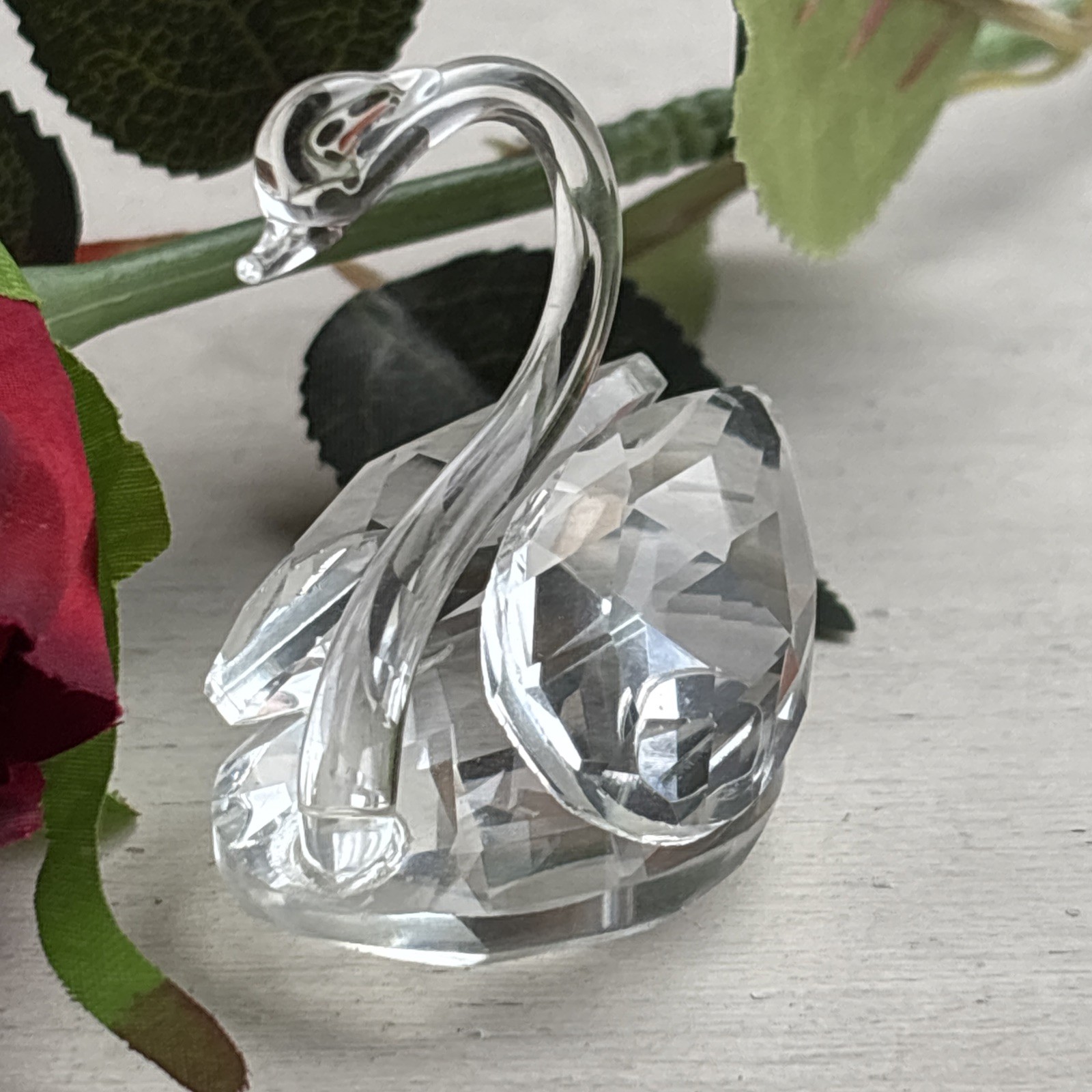VTG Clear Crystal Swan Faceted Body &Smooth Curved Neck~ Collectible Bird Decor 