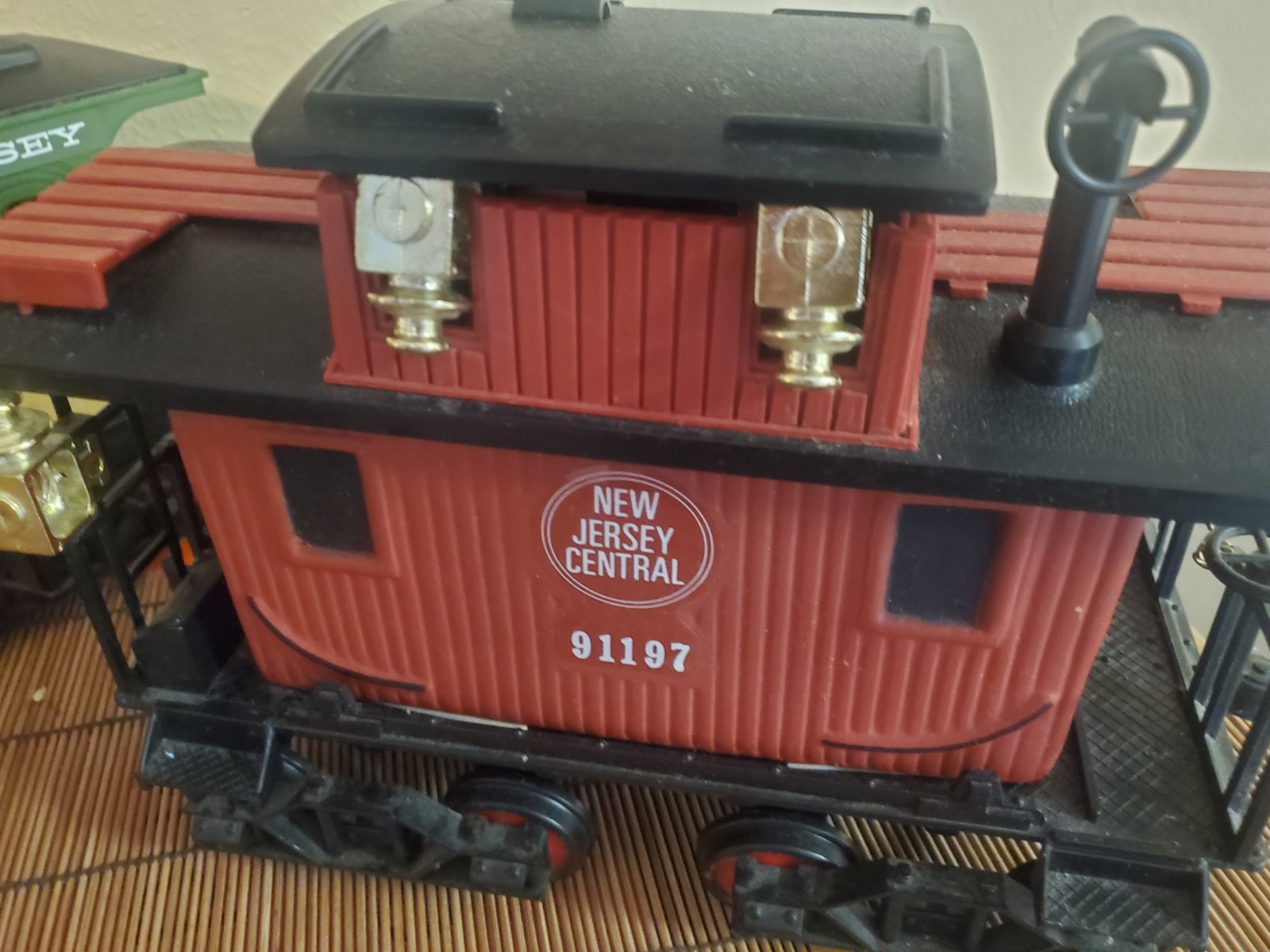 Vintage Jim Beam New Jersey Central 91197 Train Red Caboose Decanter Whiskey