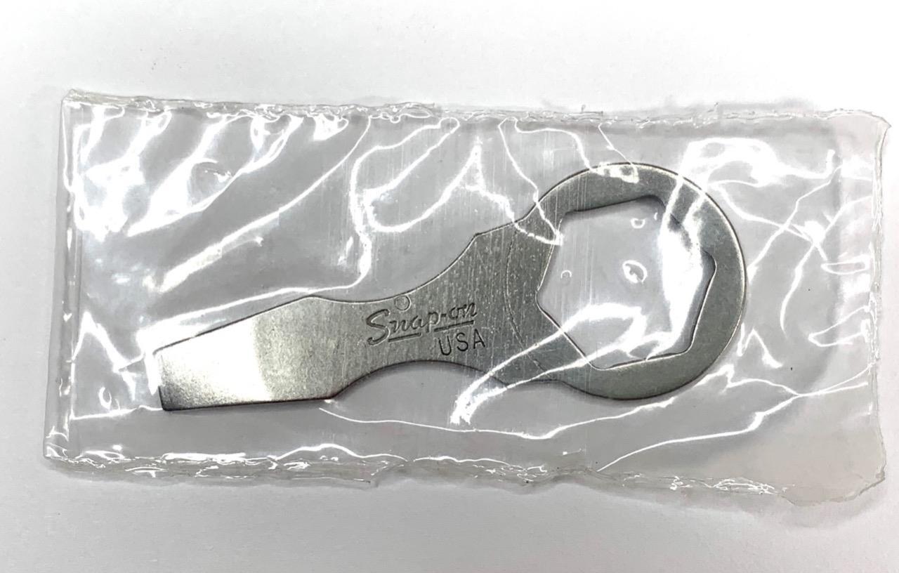 Vintage SNAP-ON TOOLS Screwdriver Wrench Key Ring Keychain Old Logo NOS