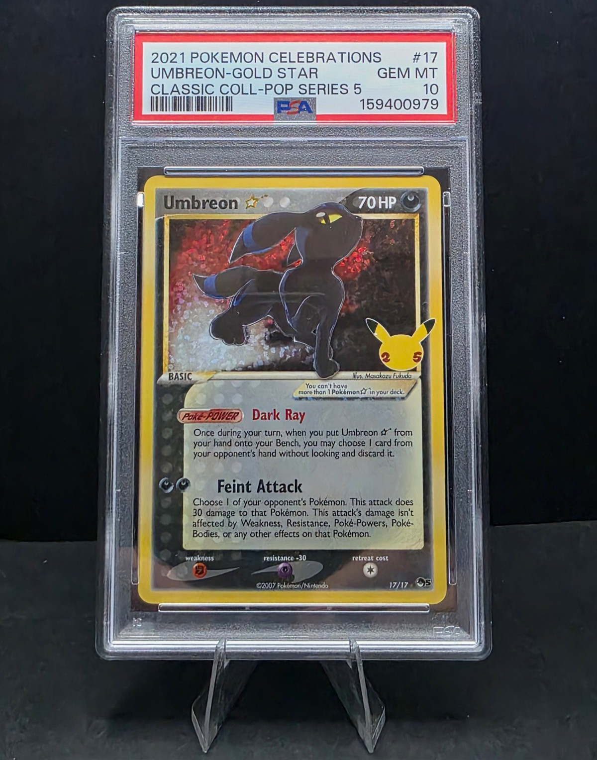 Pokémon 2021 Celebrations Umbreon Gold Star 17/17 PSA 10 GEM MT