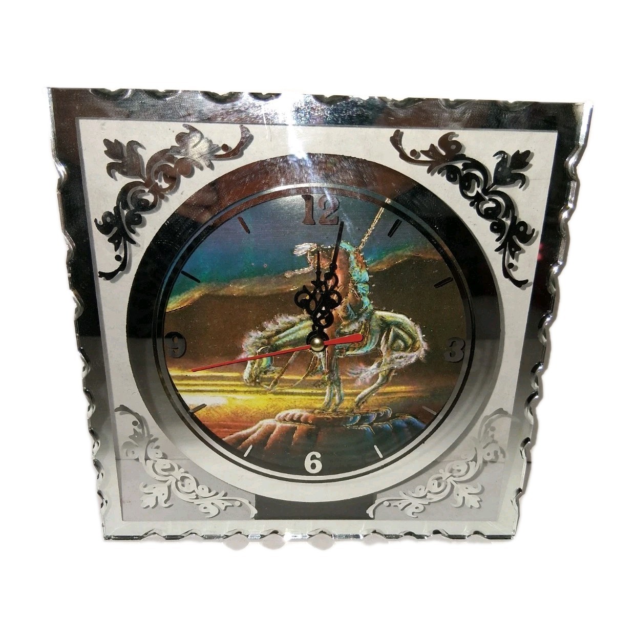 Vintage Native American Glad Designed Clock Battery Powered TIA NGUAN (FLAW)