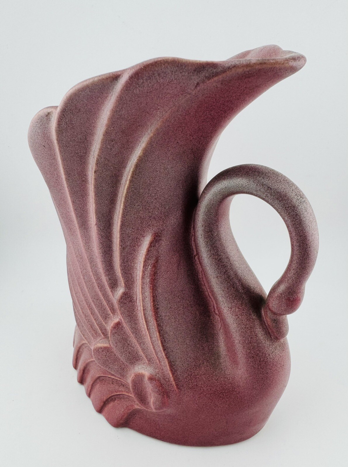 Vintage 1940s Niloak Deep Red Swan Clay Planter Vase Pottery Beautiful