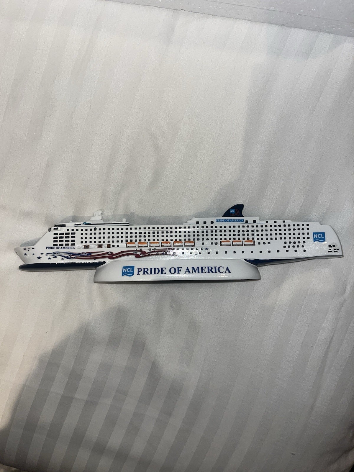Norwegian Cruise Lines PRIDE OF AMERICA Cruise Ship Model Resin New Norwegian Cruise Lines PRIDE OF AMERICA Cruise Ship Model Resin New
