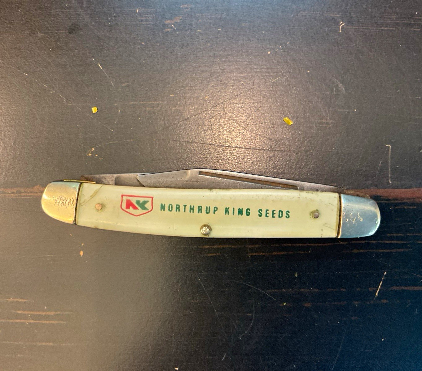 Northrup King Seeds vintage kutmaster Pocket Folding Knife 2 Blade