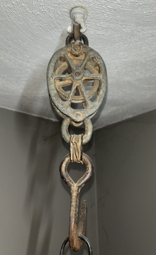 Vintage 1900s Antique Metal Barn Farm Nautical Pulley Block 11.5\