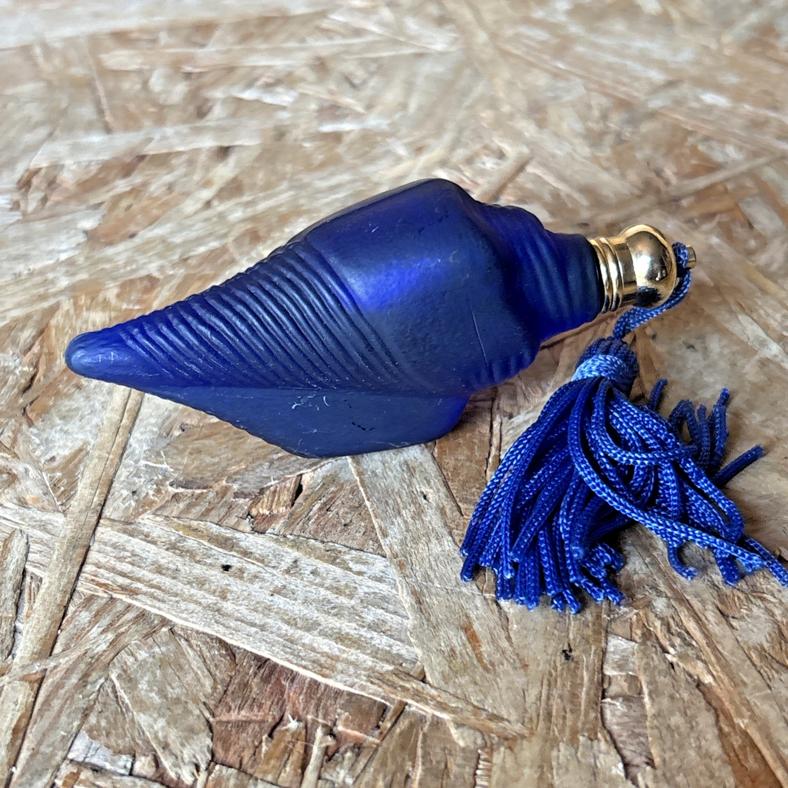 Vintage Marc Aurel? German Cobalt Blue Crystal Glass Shell Perfume Bottle Vintage Marc Aurel? German Cobalt Blue Crystal Glass Shell Perfume Bottle