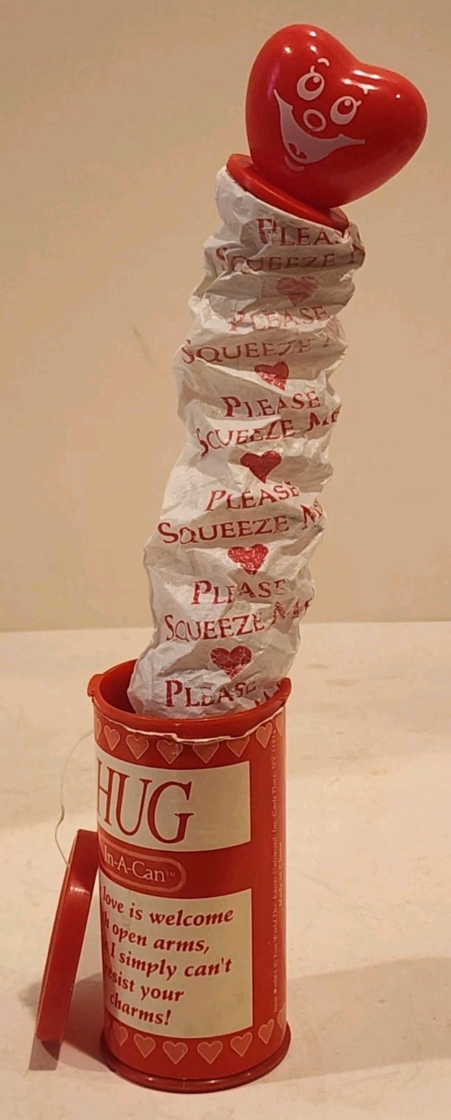 Rare Vintage Hug In A Can Valentines Day Gift Pop-up Ingredients Love Unique