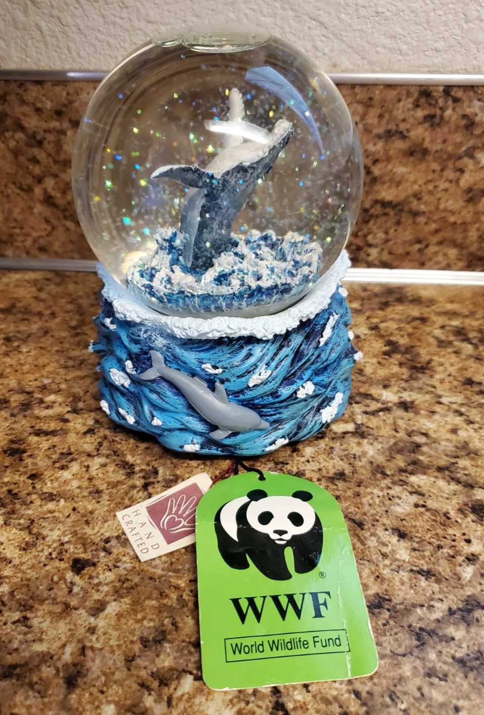 Vintage WWF Humpback Whale  Musical Waterglobe Silvestri plays \