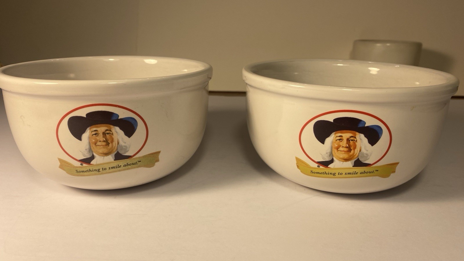 2005 QUAKER OATS Company White Ceramic Cereal Bowls \