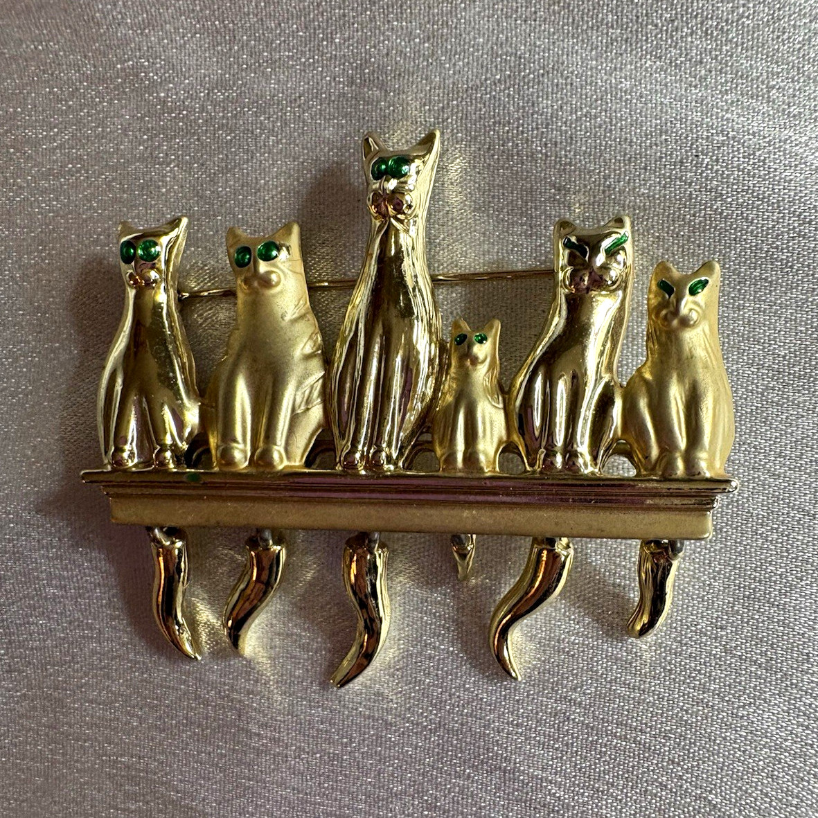 Vintage AJC 6 Cats on a Shelf Brooch Dangle Tails Green Rhinestone Eyes Pin