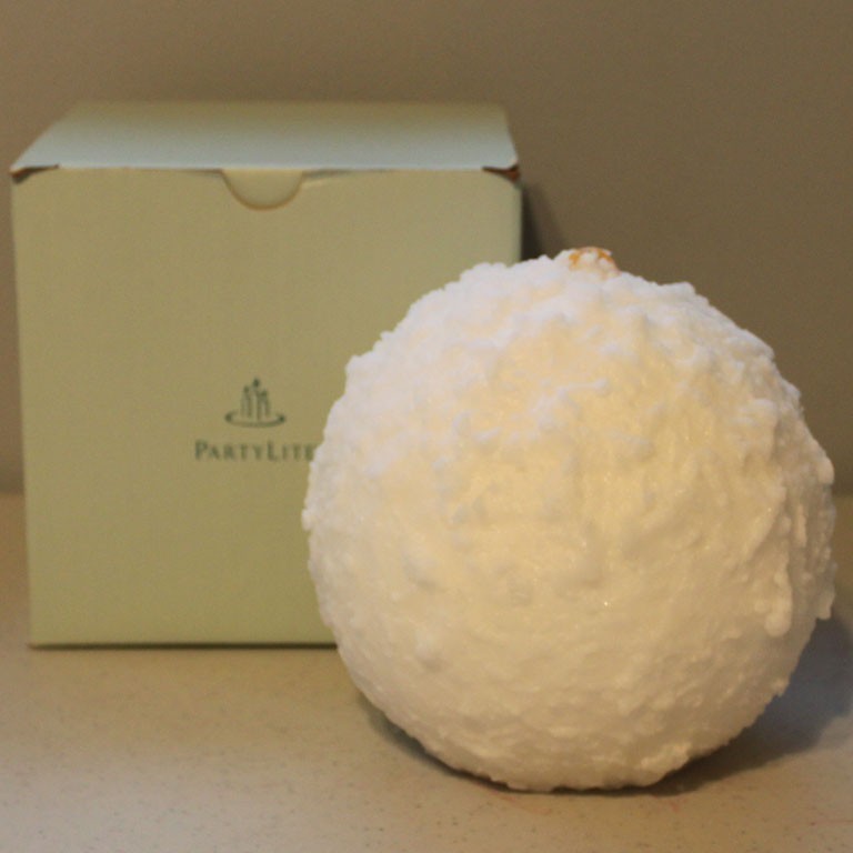 VHTF Retired PartyLite Signature PEPPERMINT SNOWBALL 6\