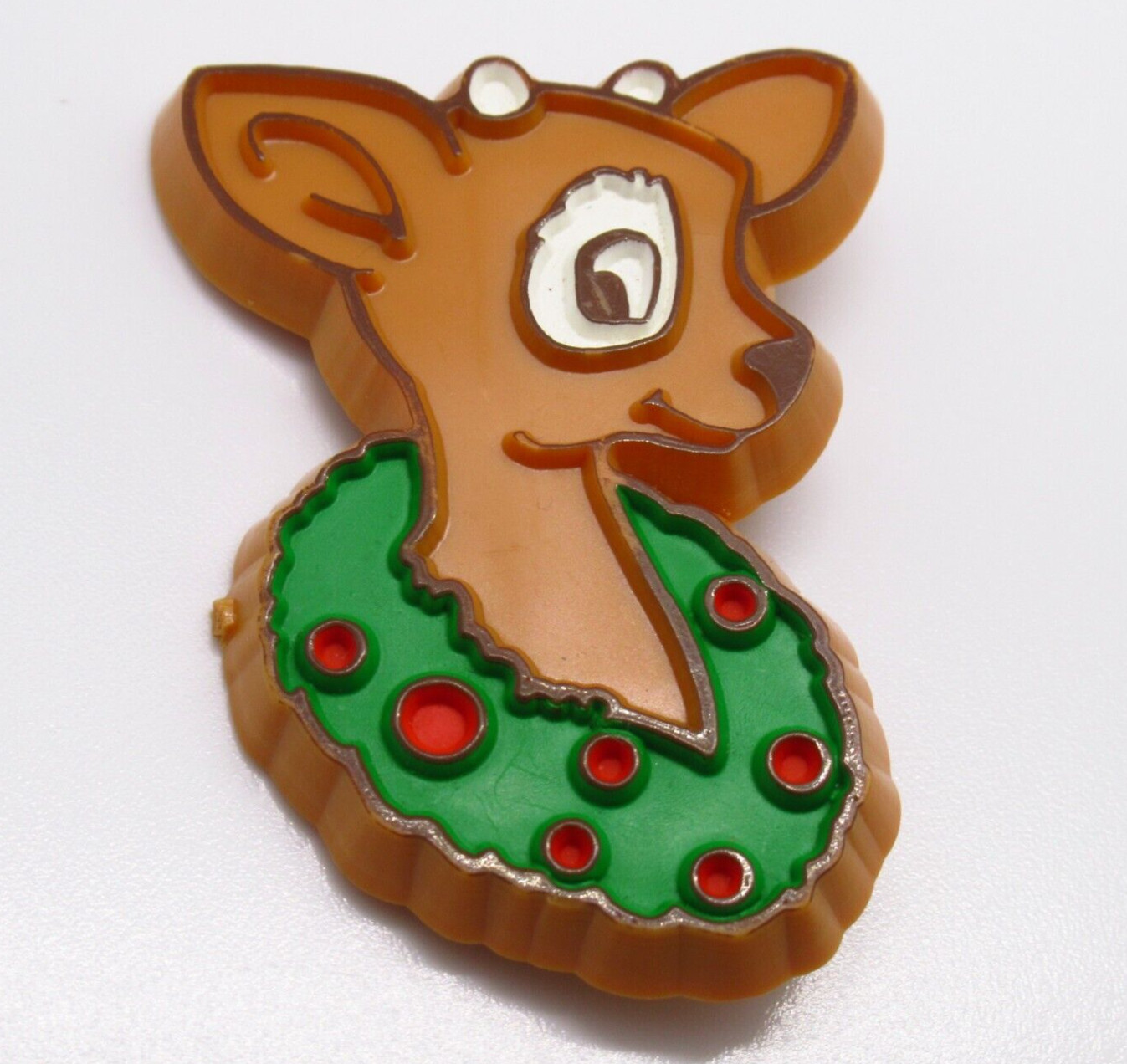 Hallmark Reindeer Christmas Vintage Pin Plastic Lapel Badge Holiday Wreath Hallmark Reindeer Christmas Vintage Pin Plastic Lapel Badge Holiday Wreath